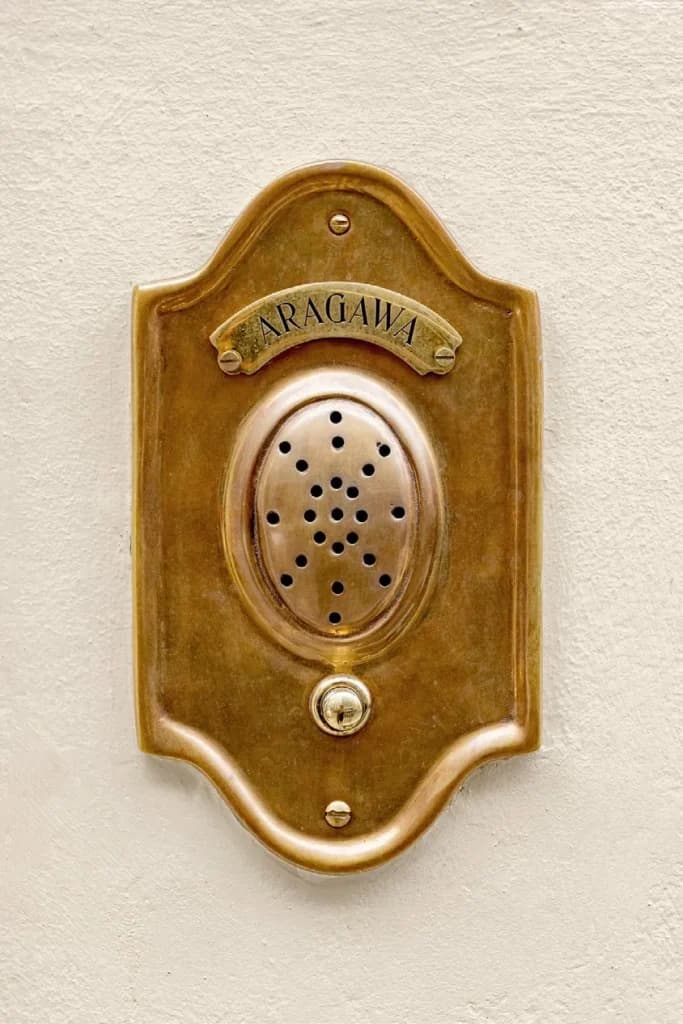 The brass Aragawa bell at the entrance to the Mayfair restaurant
